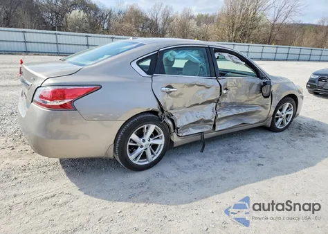 2014 Nissan Altima 2.5 from USA, damaged, VIN 1N4AL3AP0EC429367